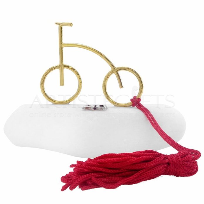 Mini Ποδήλατο Επιχρυσωμένο, 24, Φούντα, Σε Μάρμαρο, ποδήλατο, ποδήλατα, δώρο για ποδηλάτη, δέντρο, ηαφαιστειακή λάβα, bicycle, ποδηλασία, ποδηλατόδρομο, χειροποίητα δώρα, δώρο για εγκαίνια, δώρο για κατάστημα με ποδήλατα, goyri, goyria, gouria 2024, γούρια με 2024, γούρι με ποδήλατο, φούντα, κοκκινη φούντα